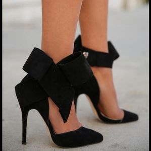 Aminah Abdul Jillil Shoes Bow Heels